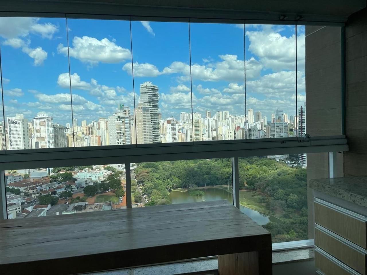 Moderno Flat Com Vista Para O Parque Vaca Brava Гояния Экстерьер фото